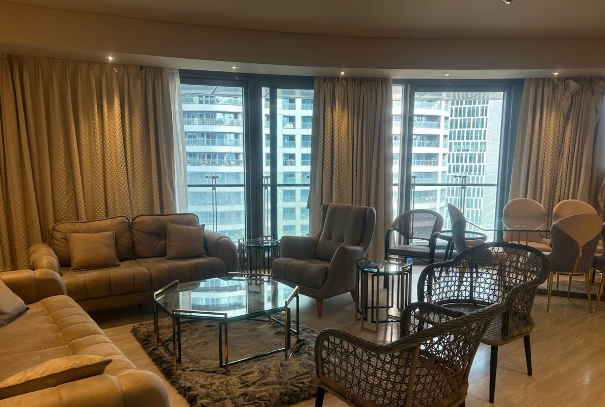 3 BHK Flat on Rent in Lower Parel - Lodha World One